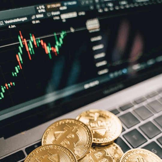 Éminex Valtoryx équipe d'experts en investissement cryptographique